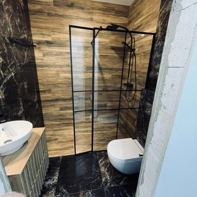 5610B315-F536-4B76-8E5F-9E774439BABC