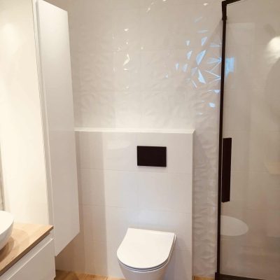 E2FCBB37-11F0-42C4-BFA7-FB6A6D1D33EB